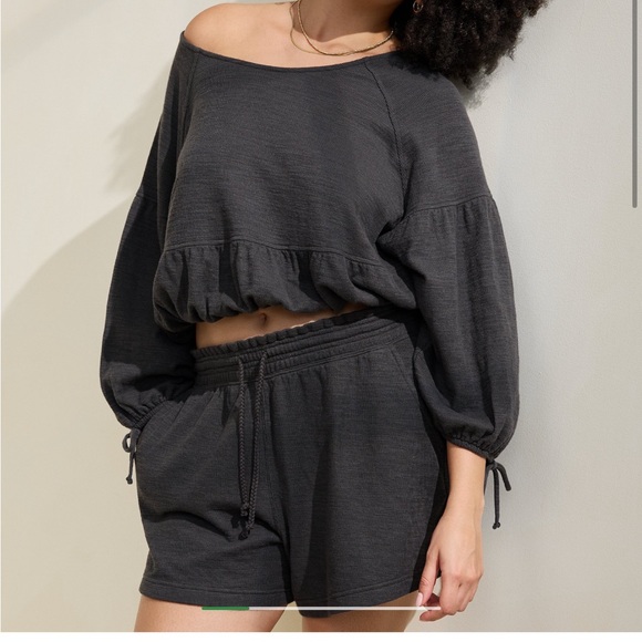 Aerie Endless Summer Cropped Sweatshirt - Picture 3 of 4